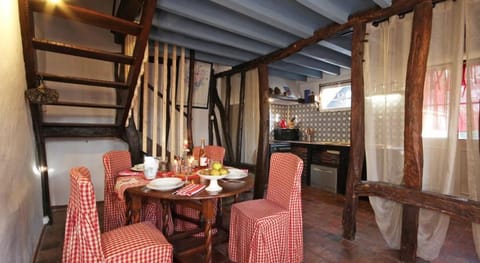 Pommenial de la Hérissonnière Hotel in Normandy