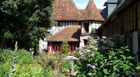 Pommenial de la Hérissonnière Hotel in Normandy
