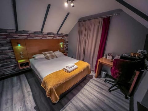 Twenty Hotel & Bar Hotel in Boston