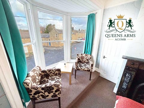 The Queens Arms Hotel Acomb Inn in England