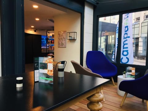 CAMPANILE PARIS - Clichy Centre Hotel in Levallois-Perret