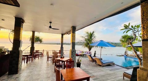 Nusa Veranda Sunset Villas & Restaurant Hotel in Nusapenida