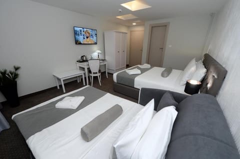 Hotel Alexandar II Hotel in Skopje