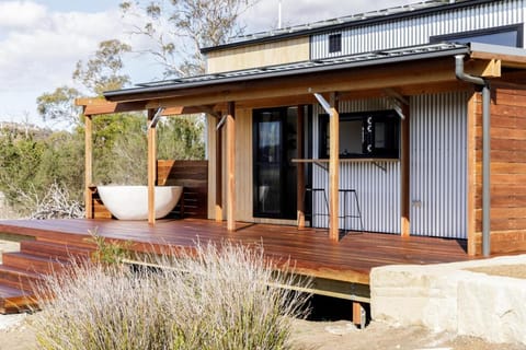 Daisy Bank Cottages Bed and Breakfast in Tasmania