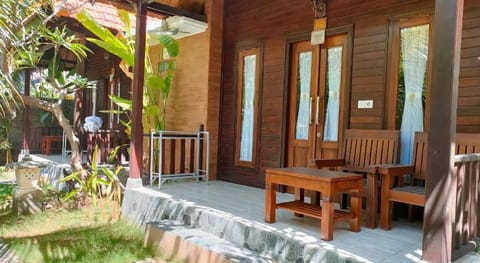 Exotic View Cottage Campground/ 
RV Resort in Nusapenida