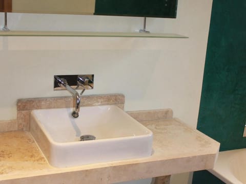 The Lodge at Hemingford Grey House Bed and Breakfast in South Cambridgeshire District