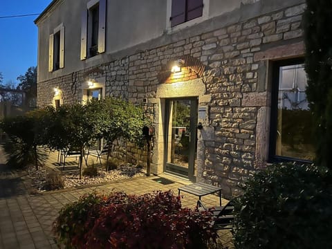 Appart Hotel Eugenie Vacation rental in Bourgogne-Franche-Comté