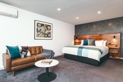 Maylands Lodge Hotel in Tasmania