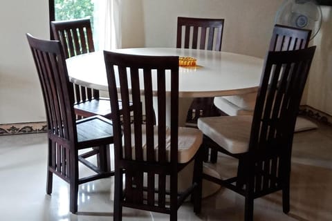 Madesimon Villa Hotel in Payangan