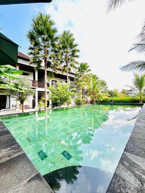 Canting Bali Suite Campground/ 
RV Resort in Tampaksiring