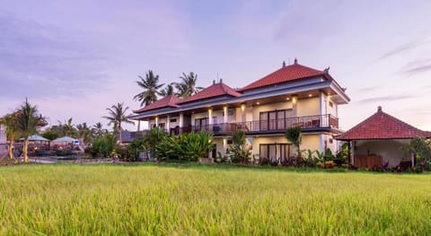 Canting Bali Suite Campground/ 
RV Resort in Tampaksiring