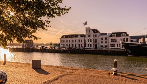 Hotel Maassluis Hotel in South Holland (province)