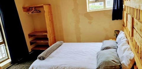 Sunset beach backpackers Hostel in Cape Town