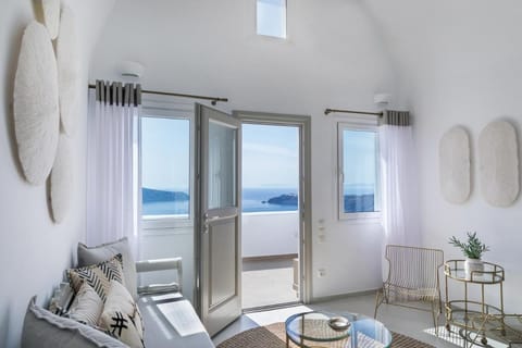 The 360° Caldera view house by Caldera Houses Villa in Imerovigli