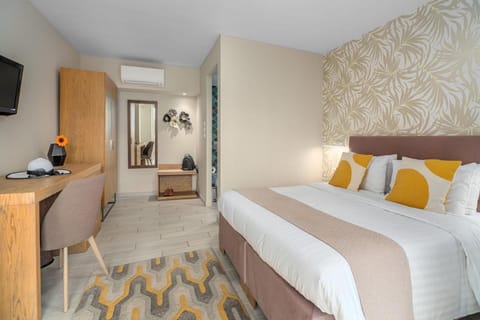 Maison 66, Riviera Hotels Hotel in Alimos