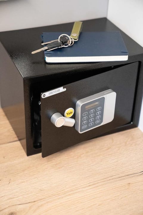 Chroma Fashion Rooms & Apartments Apartment hotel in Chalandri