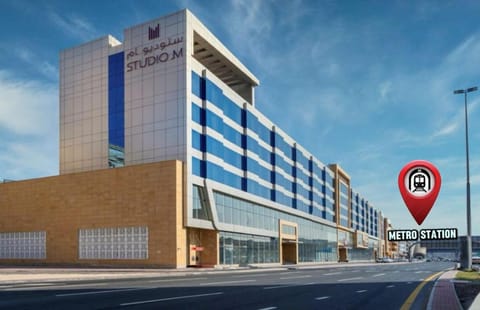 Studio M Arabian Plaza Hotel & Apartments by Millennium Hotel in Al Sharjah