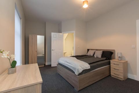 Townhouse @ Rose Street Stoke Hotel in Stoke-on-Trent