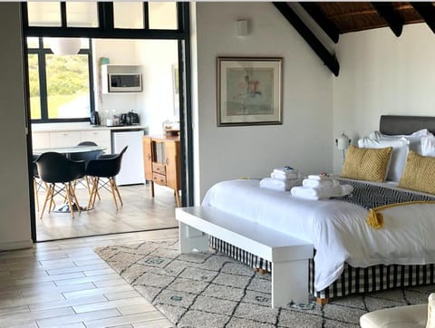 Karee Manor Guesthouse Bed and Breakfast in Western Cape