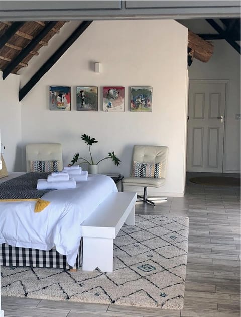 Karee Manor Guesthouse Bed and Breakfast in Western Cape