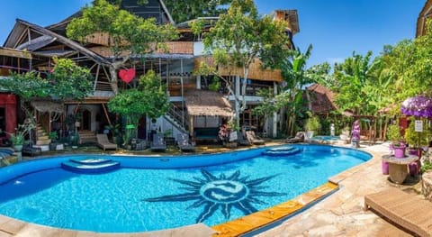 Seabreeze Hostel Bali Bed and Breakfast in North Kuta