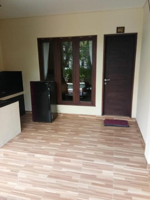 Eddys Cottages Bed and Breakfast in Kuta