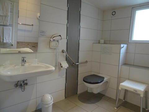 HOTEL LA GUIMBARDE Hotel in Morteau