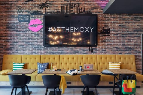 Moxy Frankfurt Airport Kelsterbach Hotel in Frankfurt