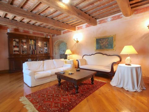 Villa in San Venanzo with Pool and Sauna Villa in Umbria