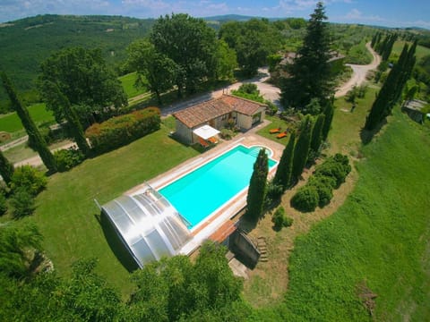 Villa in San Venanzo with Pool and Sauna Villa in Umbria