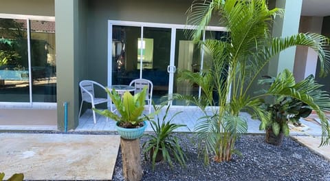 Spy Home Hotel in Khuekkhak