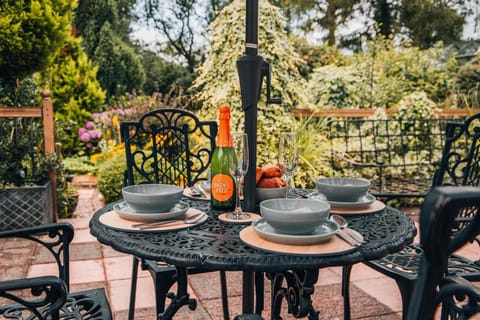 River Mist Apartment in Telford