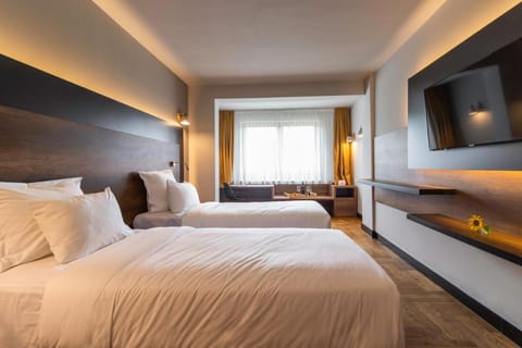 Next Door Park Hotel in Skopje