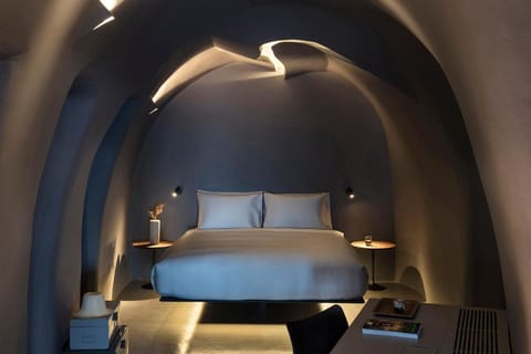 Kivotos Santorini - Preferred Hotels & Resorts Hotel in Imerovigli