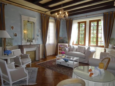 Le Château de Vernières Vacation rental in Auvergne-Rhône-Alpes