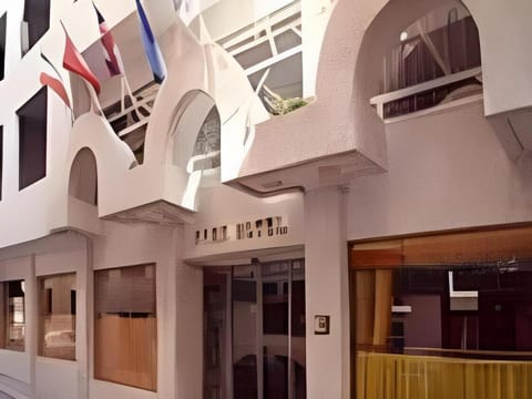 Courtyard Sliema Hotel in Sliema