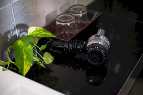 Bisma suite - cozy room near 66 Beach Legian Apartment in Kuta