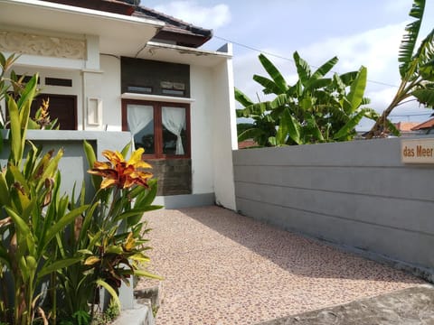 Villa das Meer 2BR Private Villa near Lovina Villa in Bali