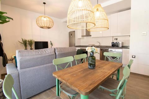 Letmalaga Carlos Haya Apartment in Malaga