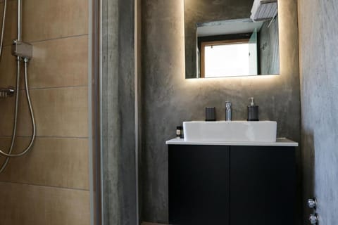 V36 Suites Apartment in Plaka