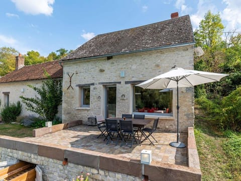 Farmhouse in Yevre-le-Chatel with Heated Pool Vacation rental in Île-de-France