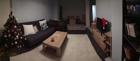 MyHome! Modern, huge, central, quiet, clean Apartment in Athens