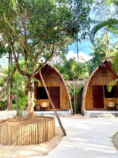 Cicada Lanta Resort Hotel in Sala Dan