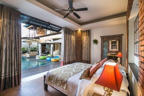 Sunset Paradise Villa Temple Hill Hotel in Kuta Selatan