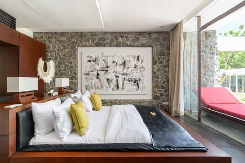 THE COMEBACK of JOY! STUNNING FIRST CLASS RETREAT! Villa in North Kuta