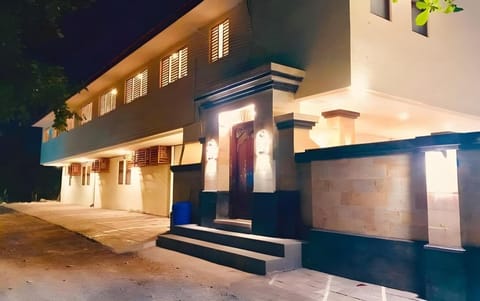 Familytel Bali Bed and Breakfast in Kuta