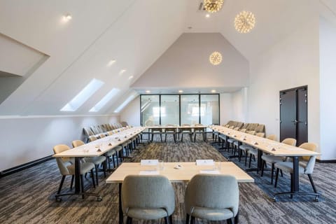 Best Western L'Aquarium Arras Nord Hotel in Hauts-de-France