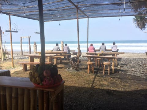 Emir Surfcamp Campground/ 
RV Resort in Bali