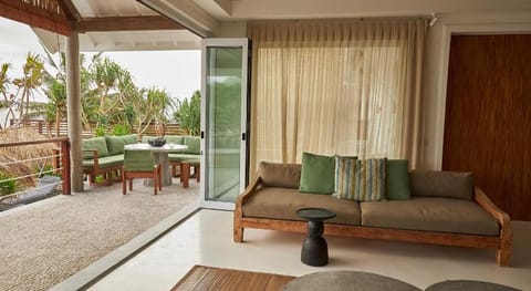 Purist Beach Villa in Nusapenida