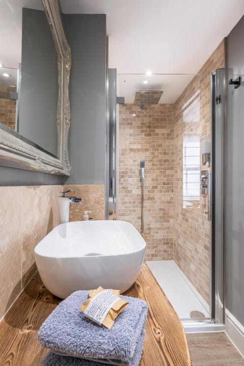 The Royal George Inn in North Devon District